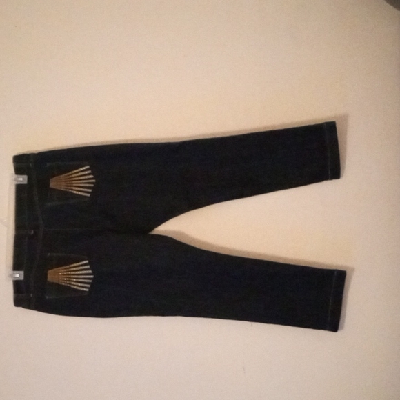 Jeans - Picture 1 of 2